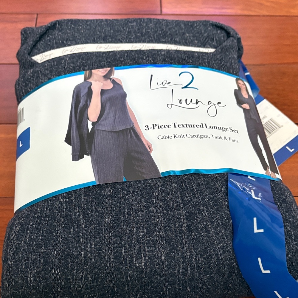 Live Lounge 3-Piece Textured Lounge Set